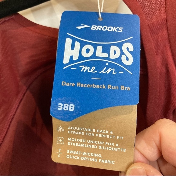 BROOKS Sz 38B Sports Bra Sweat Wicking Padded Adjustable Straps NWT - Picture 7 of 7